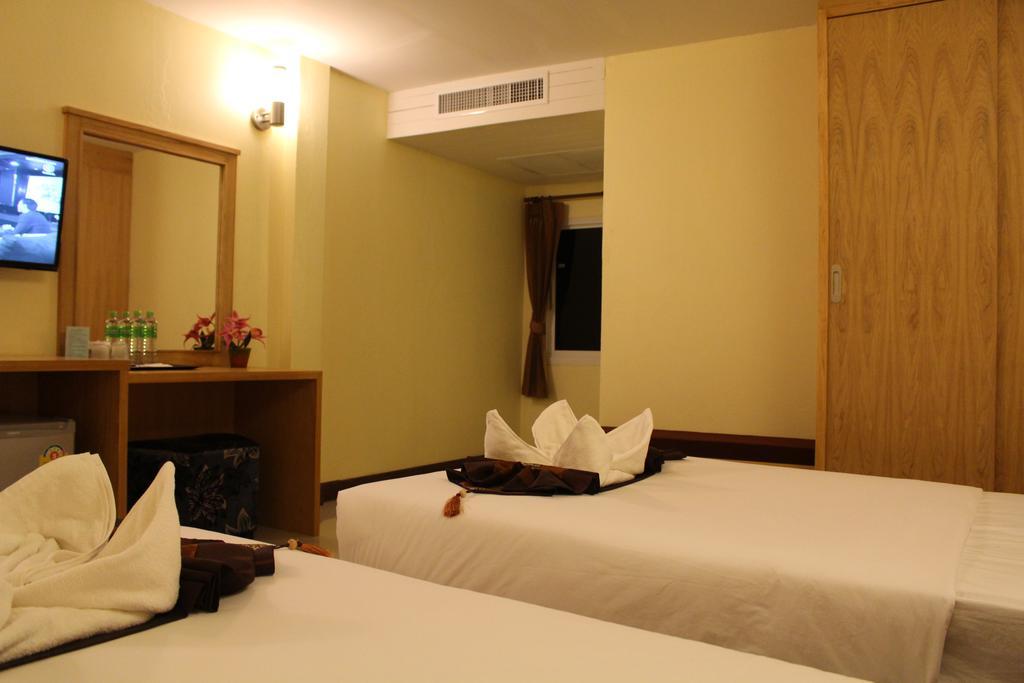 The Lephant Hotel Surat Thani Exterior photo