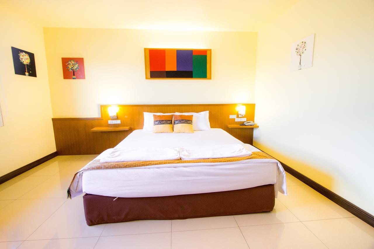 The Lephant Hotel Surat Thani Exterior photo