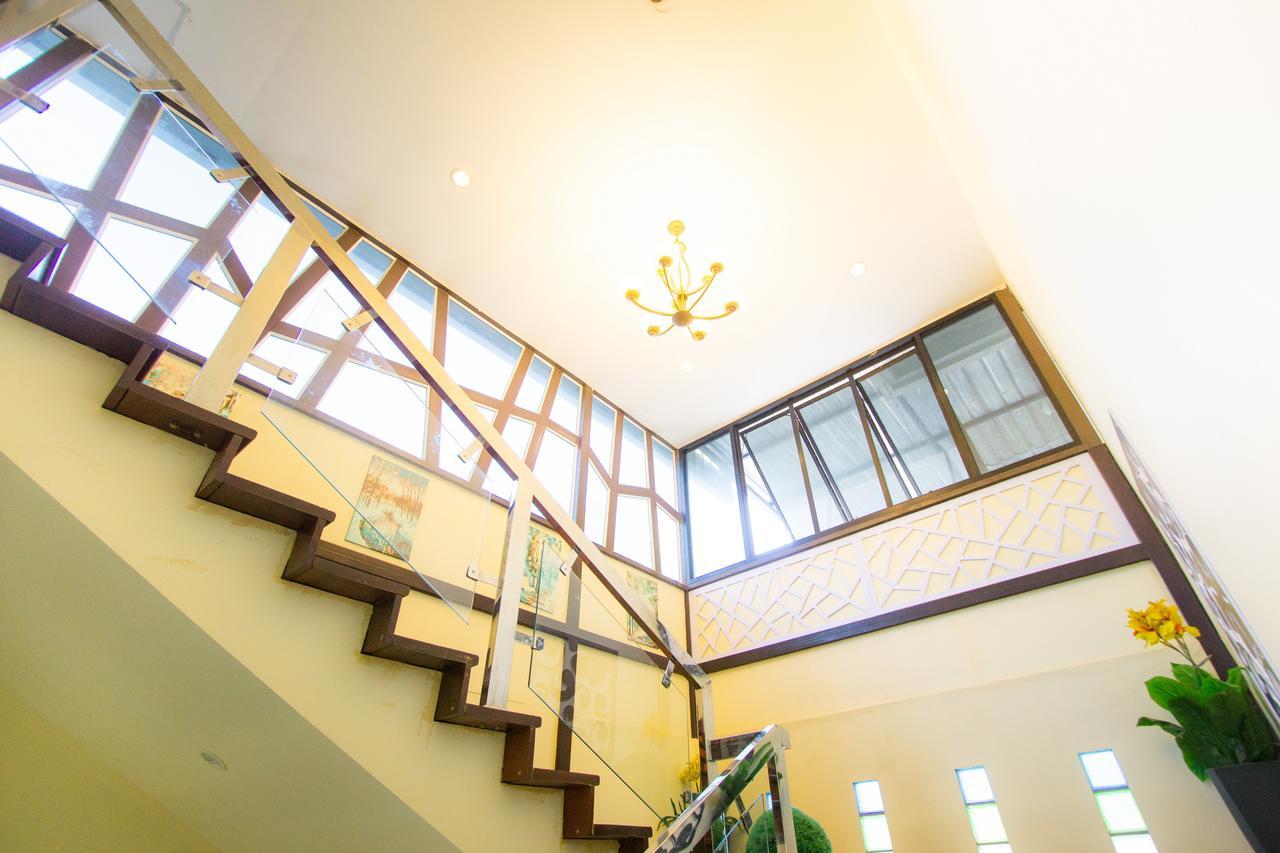 The Lephant Hotel Surat Thani Exterior photo