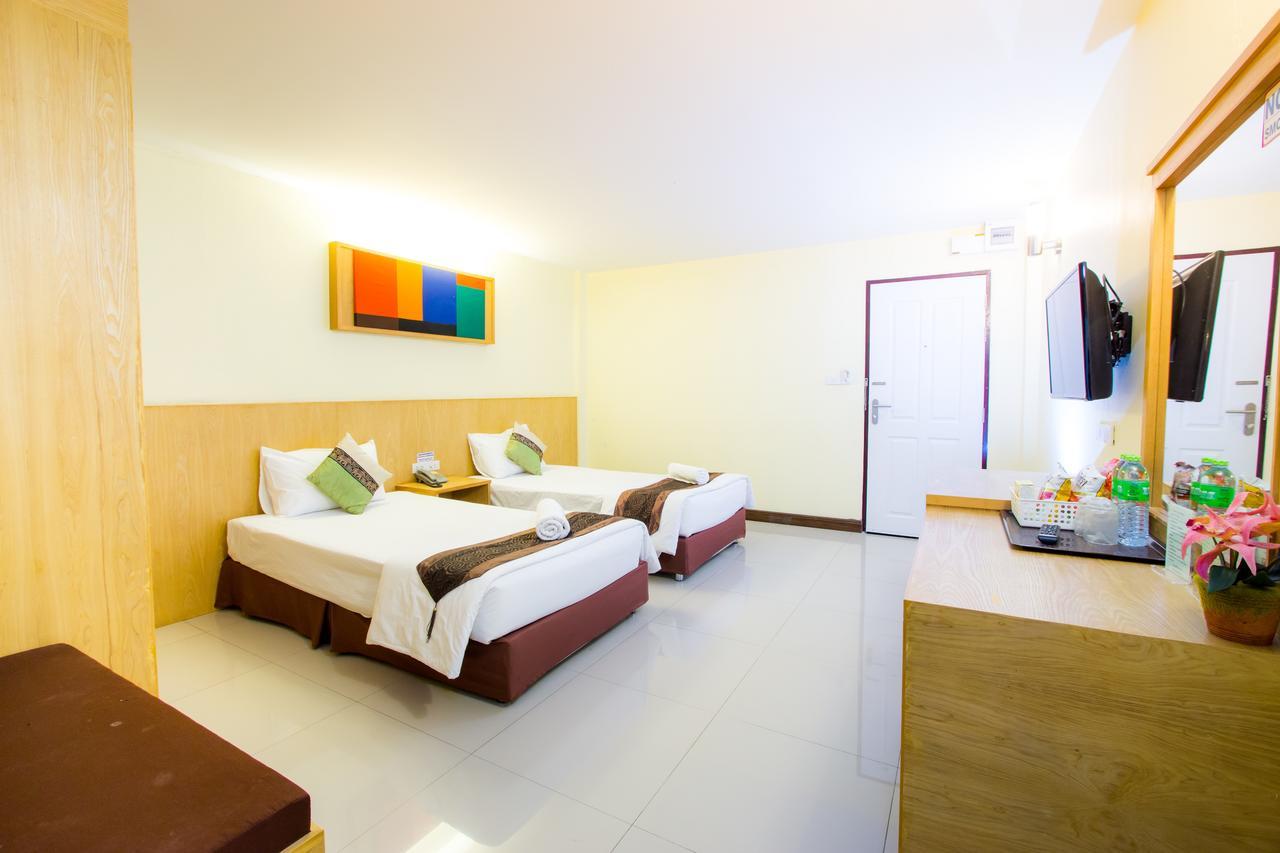 The Lephant Hotel Surat Thani Exterior photo